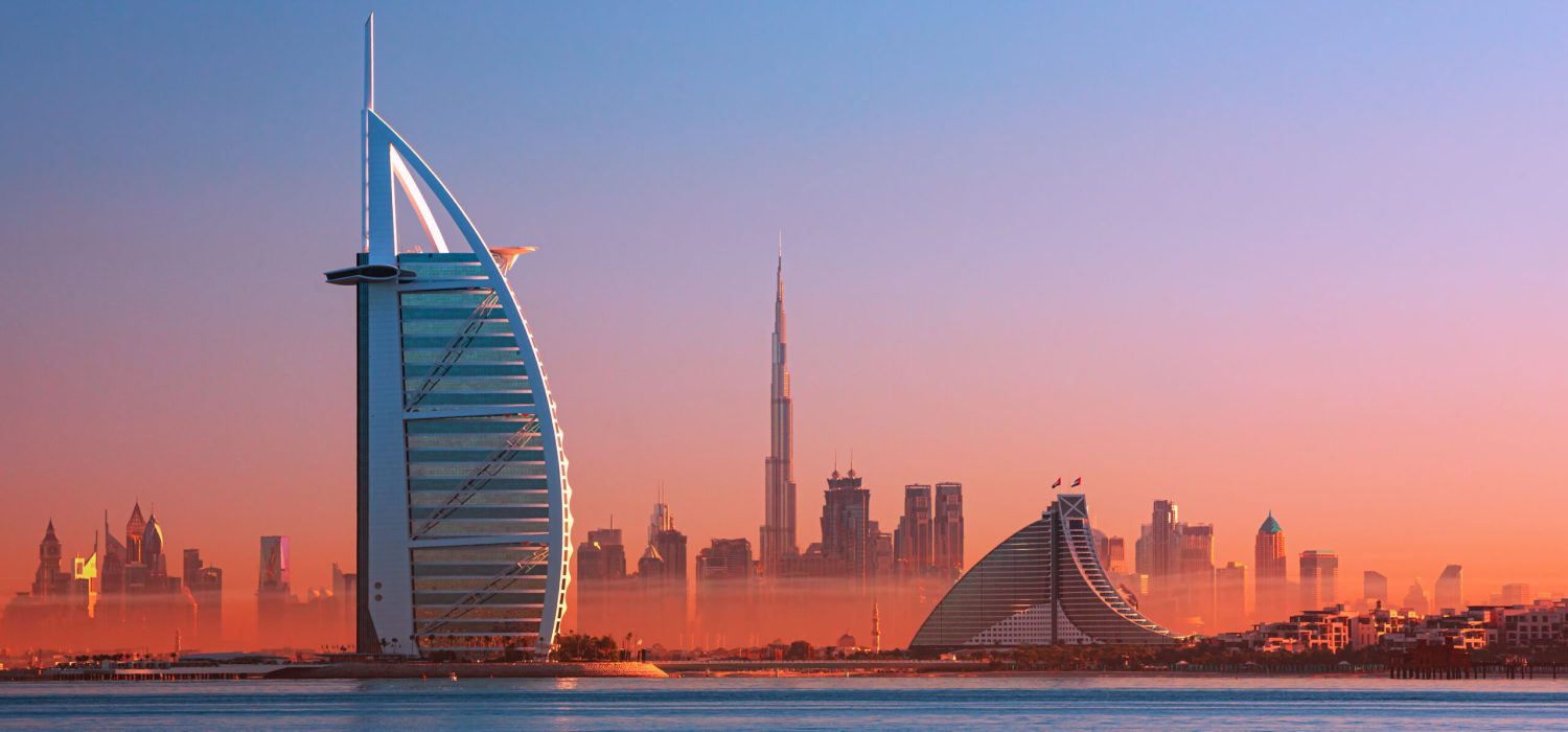 Dubai,City,-,Amazing,City,Center,Skyline,And,Famous,Jumeirah